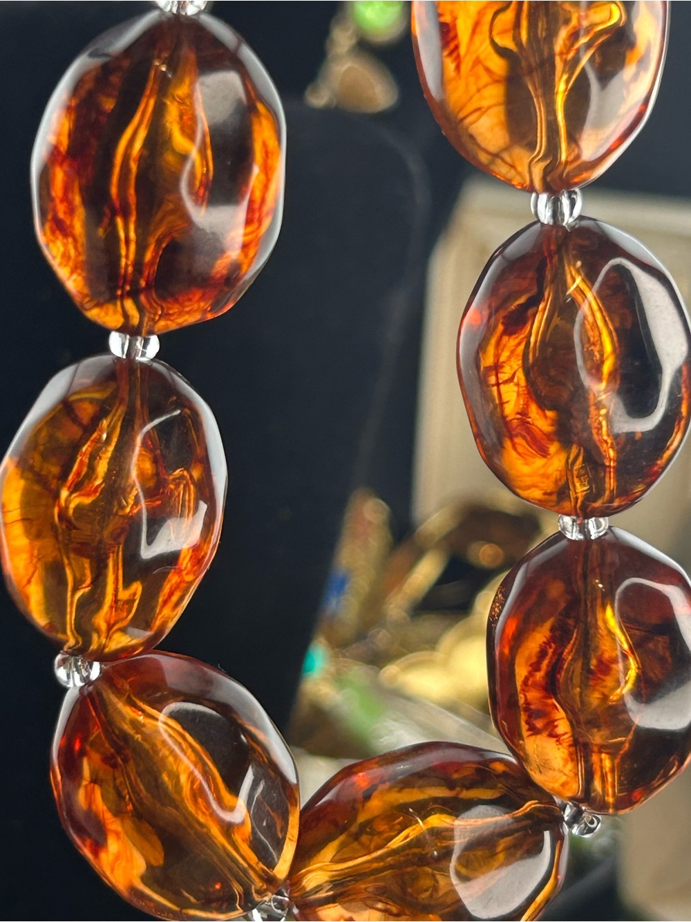 Vintage Joan Rivers Faux Amber Bead Necklace in Rich Cognac and Gold-Tone - Picture 6 of 16